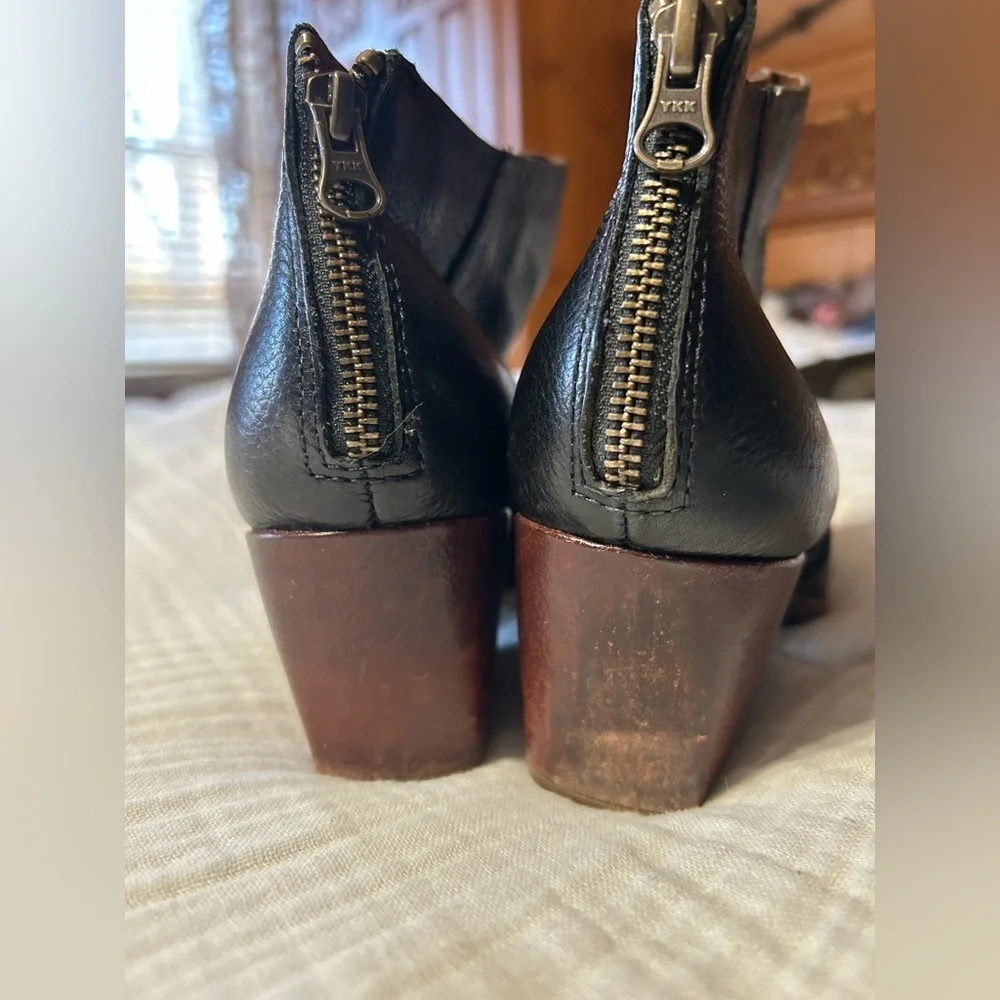 Kork Ease Kissel Black Womens Ruched Boots
